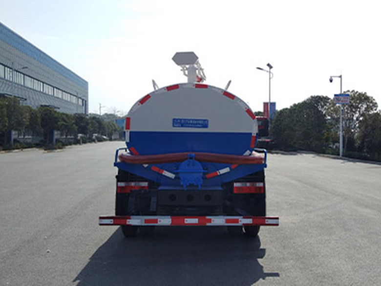 程力5方吸糞車