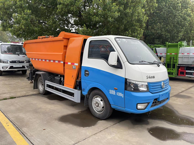 純電動(dòng)自裝卸式垃圾車(chē)