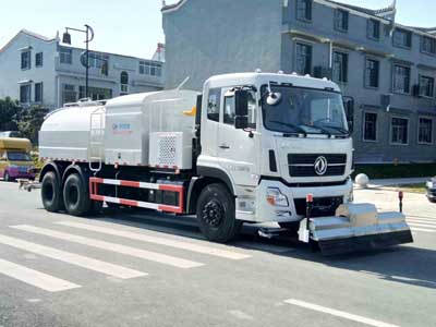 東風(fēng)13方路面清洗車