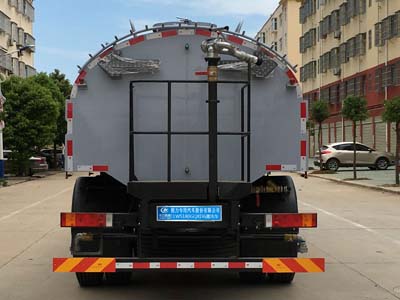 國(guó)六東風(fēng)天錦路面清洗車(chē)